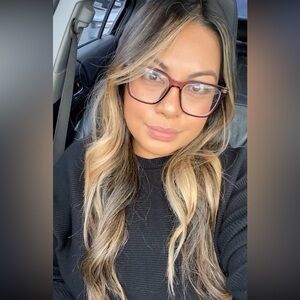 Meet your Posher, Michaela